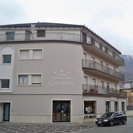 Albergo Corradetti Castel Di Sangro Buitenkant foto