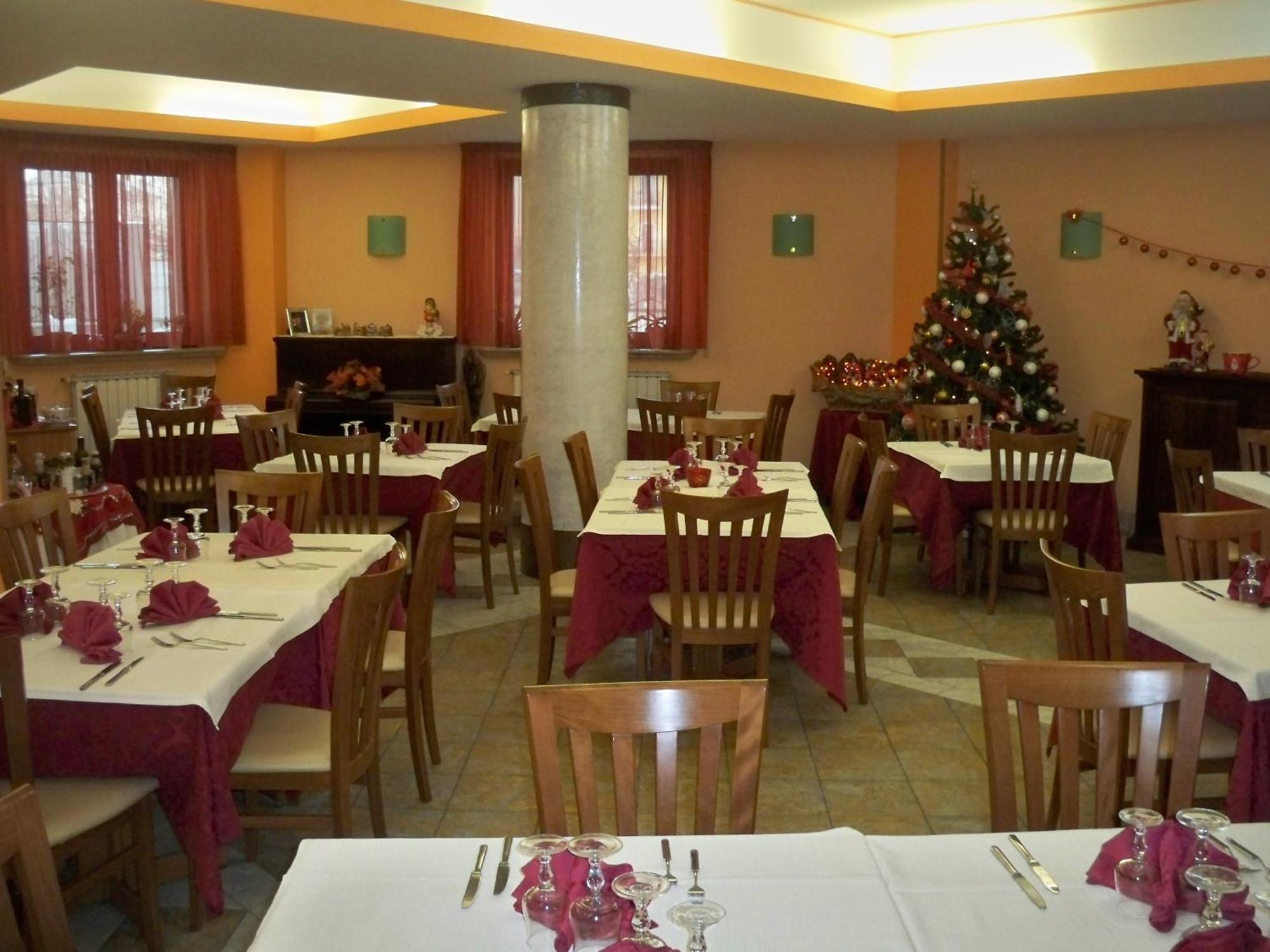 Albergo Corradetti Castel Di Sangro Buitenkant foto